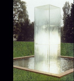 sculpture fontaine - vaucresson - verre - eau